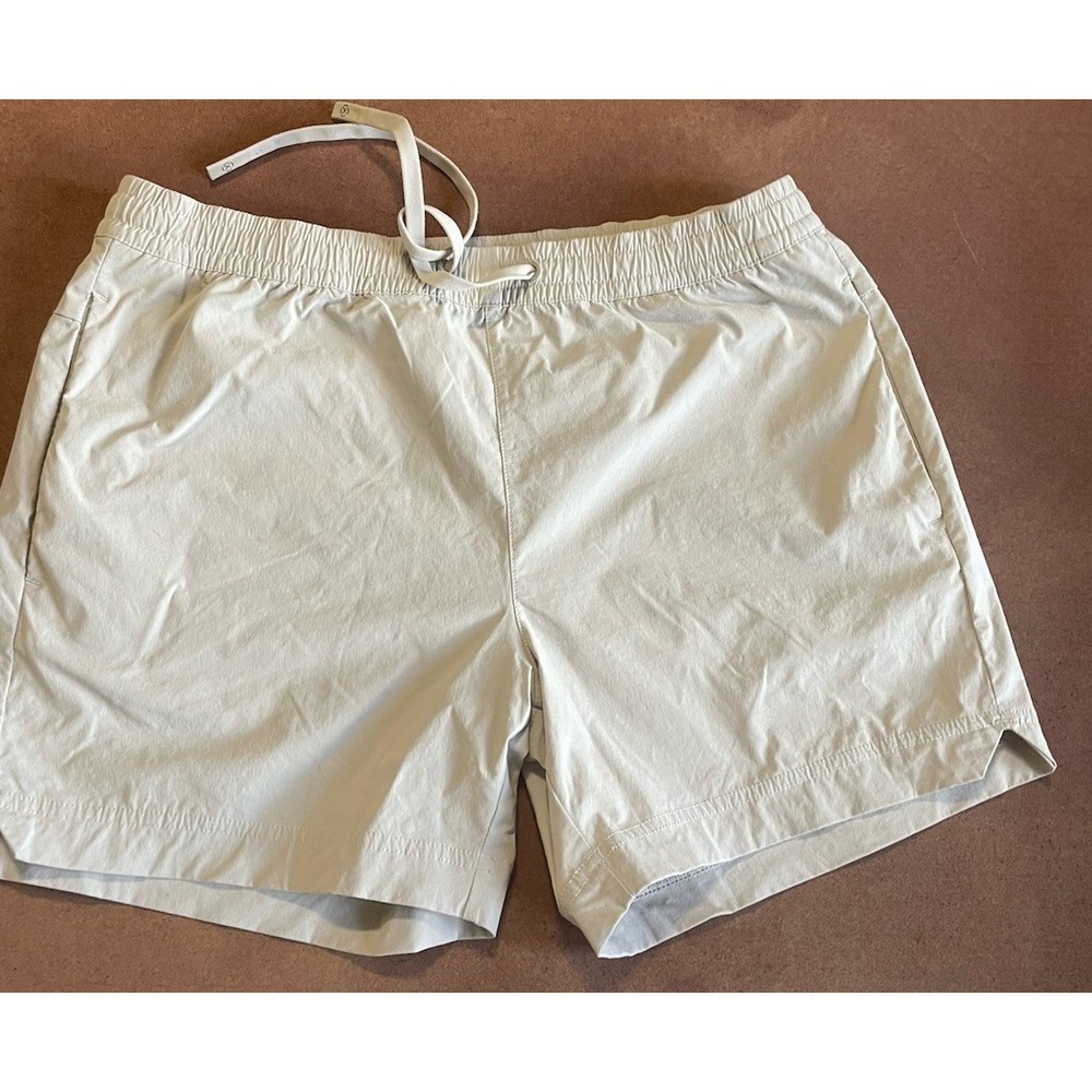 Cuts Mans Nylon Crossover Sport Shorts Size M Sand Boat Vacation Beach Casual 5"